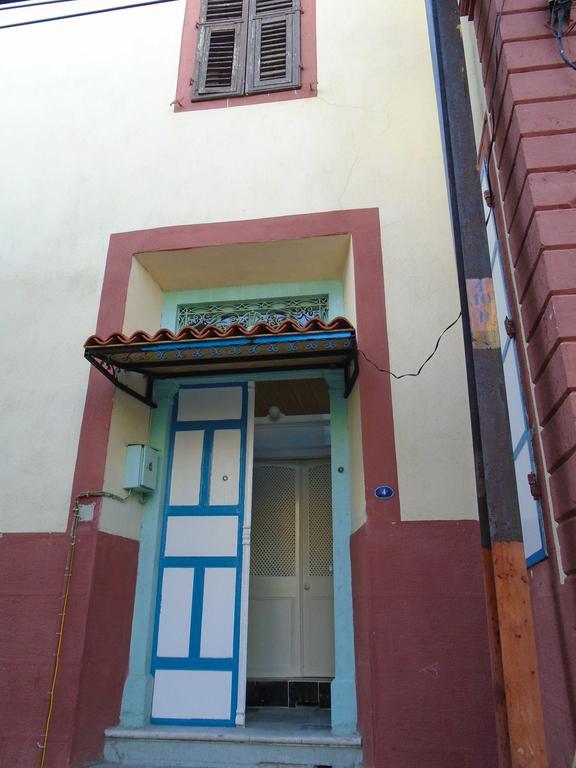 Lotus Garden Hostel İzmir Phòng bức ảnh