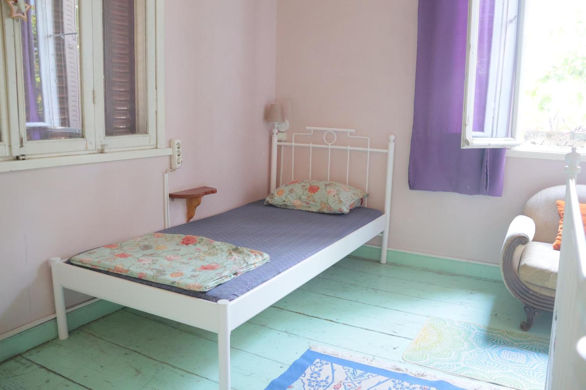 Lotus Garden Hostel İzmir Ngoại thất bức ảnh